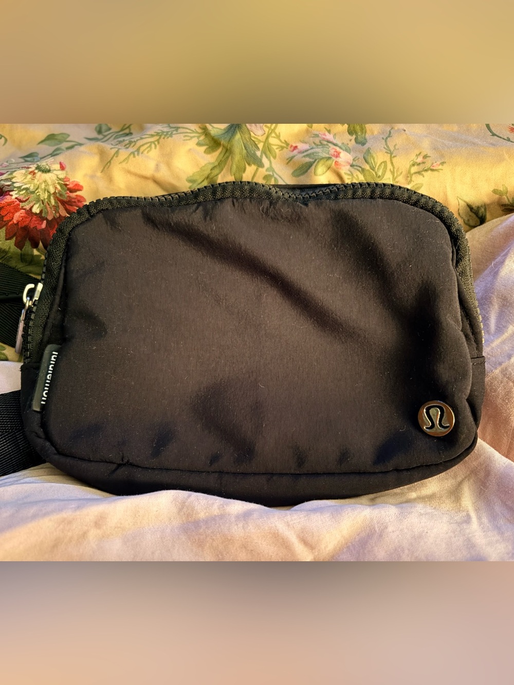 Lululemon black small travel crossbody bag